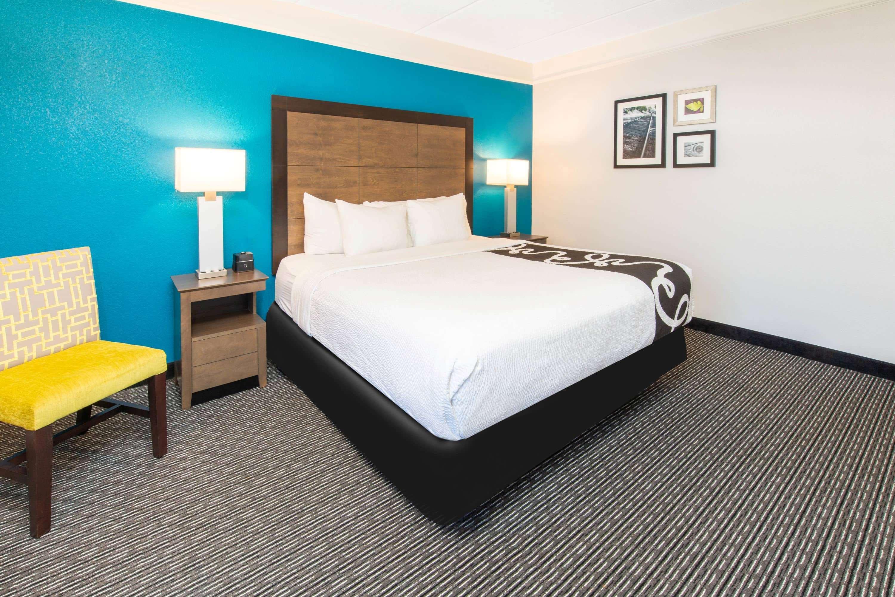 Hotel La Quinta By Wyndham Tampa Brandon Regency Park Extérieur photo