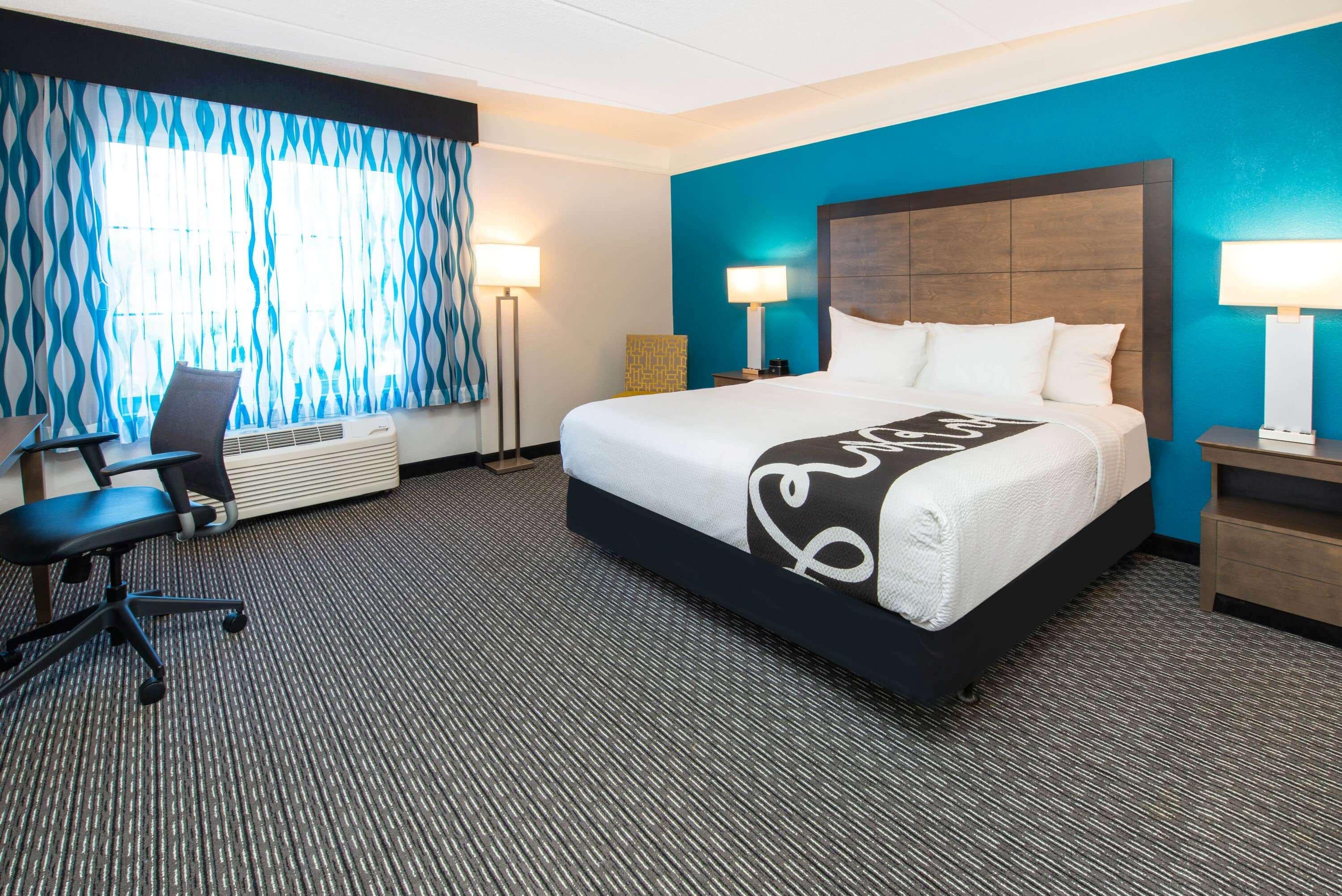 Hotel La Quinta By Wyndham Tampa Brandon Regency Park Extérieur photo