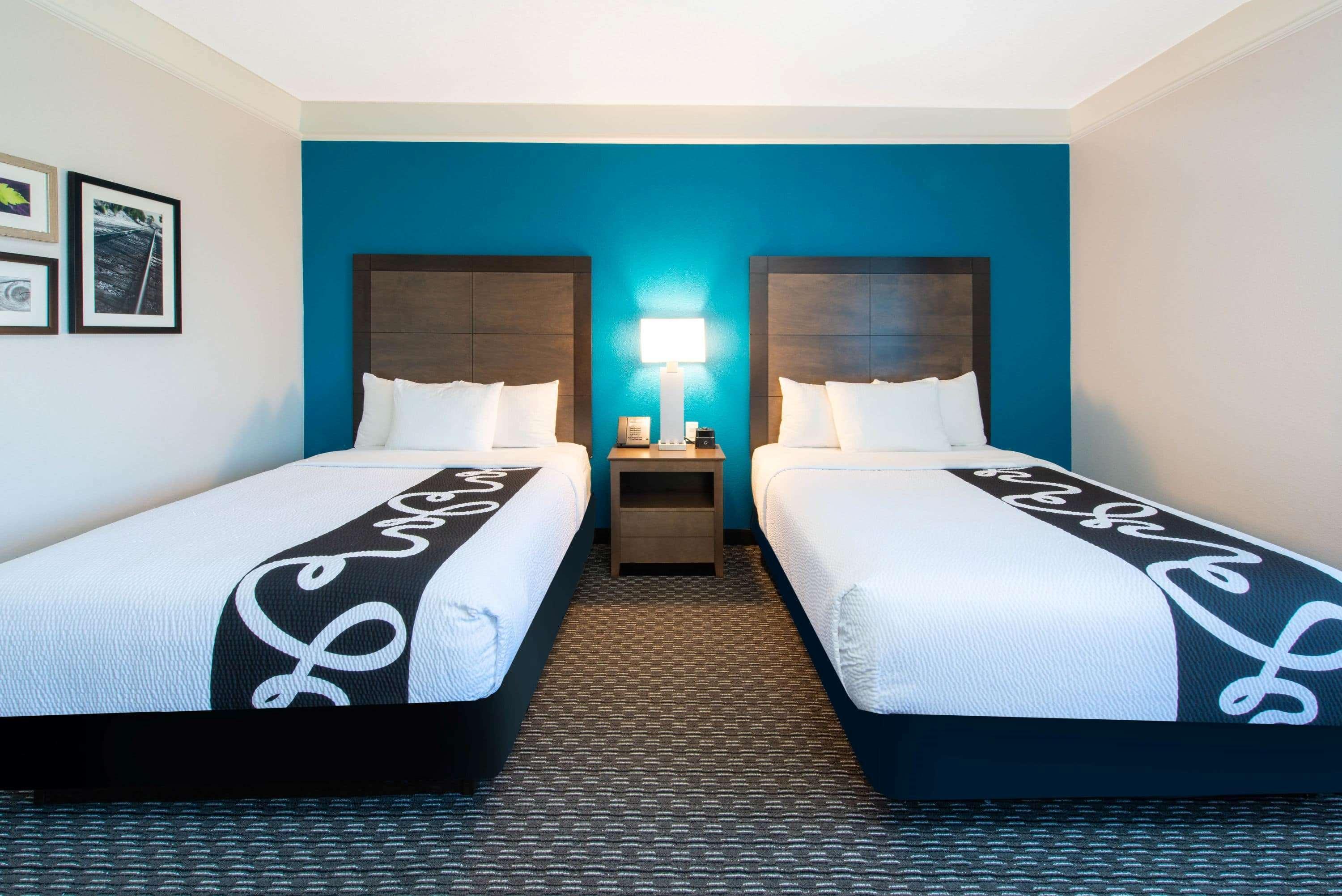 Hotel La Quinta By Wyndham Tampa Brandon Regency Park Extérieur photo