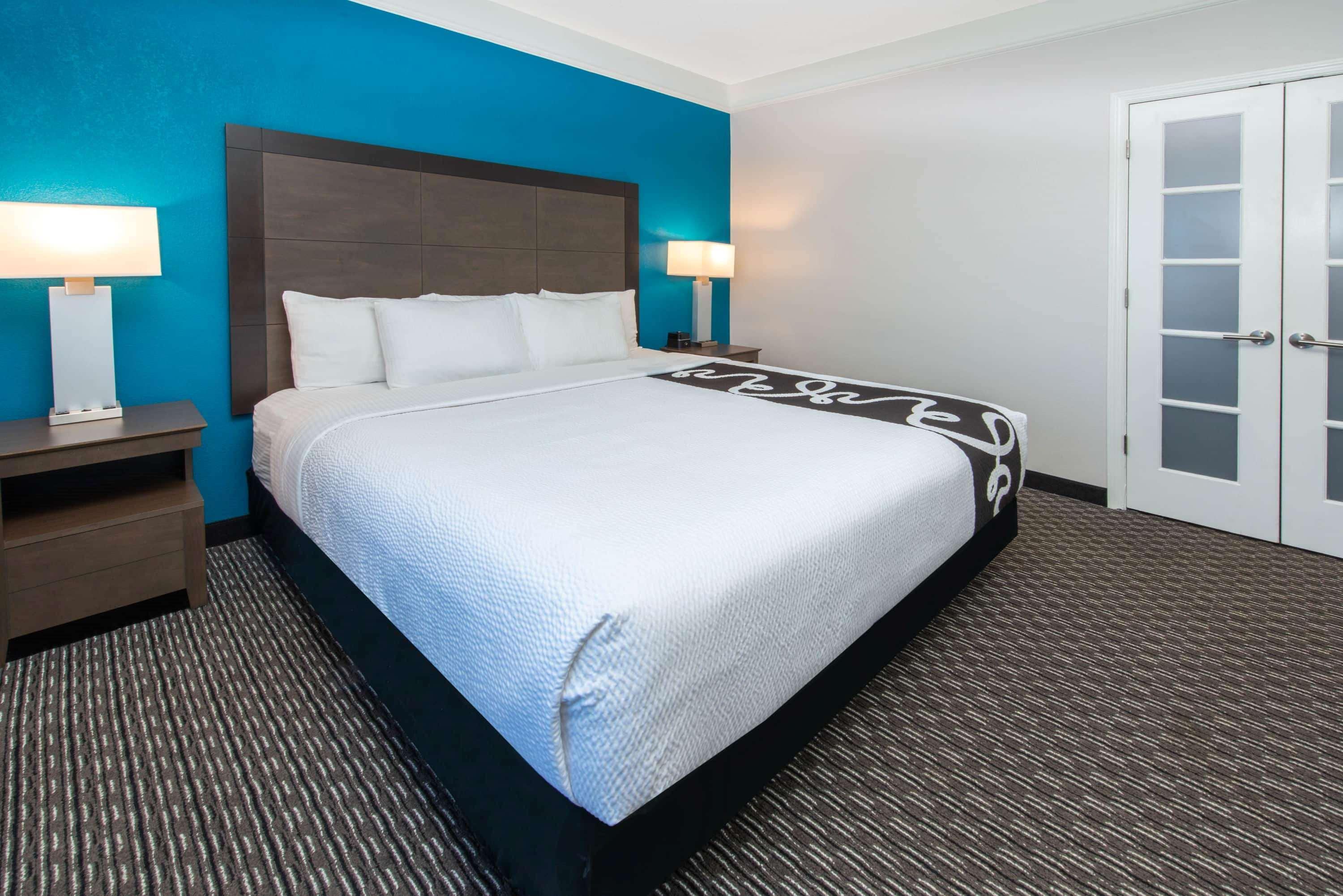 Hotel La Quinta By Wyndham Tampa Brandon Regency Park Extérieur photo