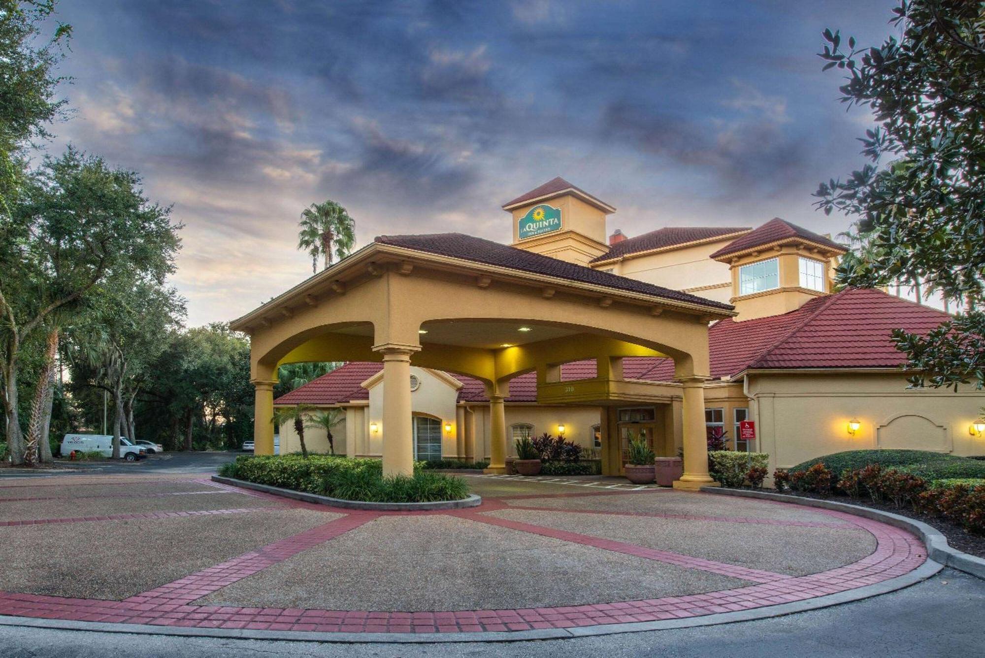 Hotel La Quinta By Wyndham Tampa Brandon Regency Park Extérieur photo